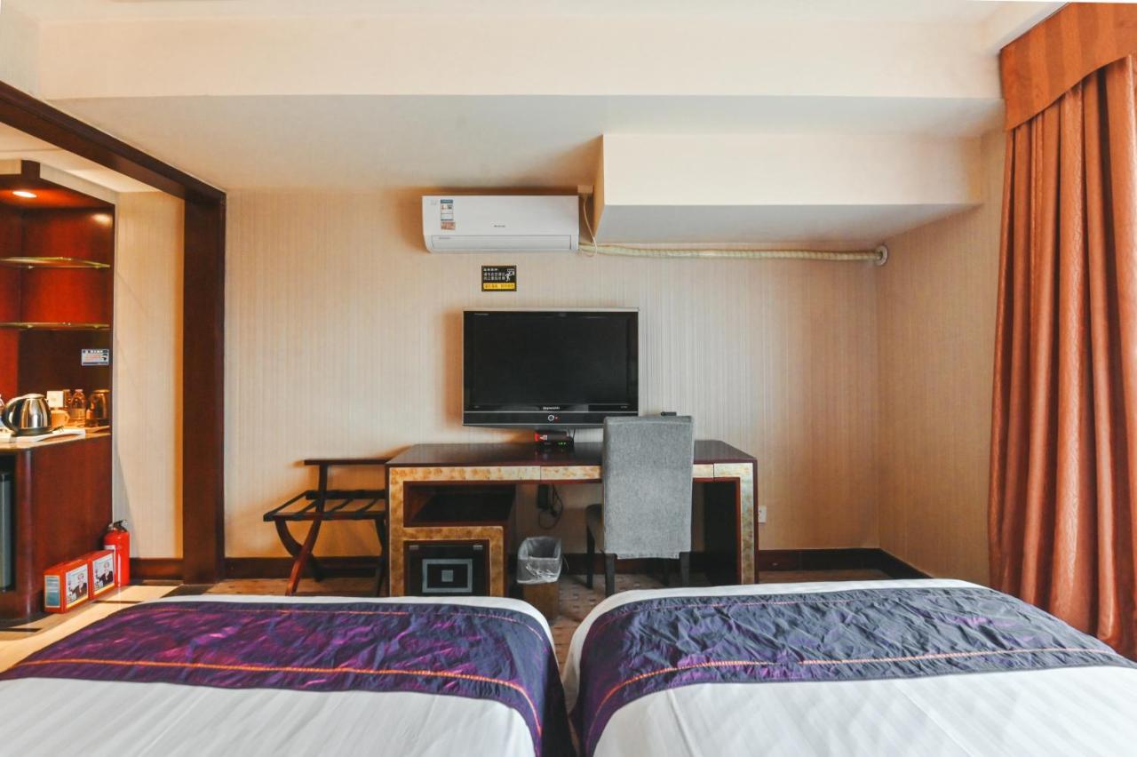 Royal Plaza Hotel 広州 エクステリア 写真