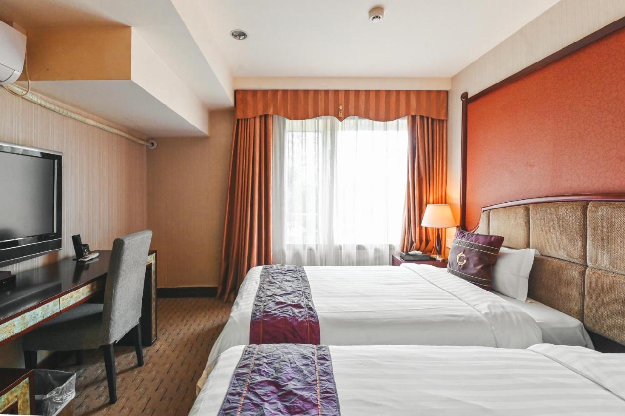 Royal Plaza Hotel 広州 エクステリア 写真